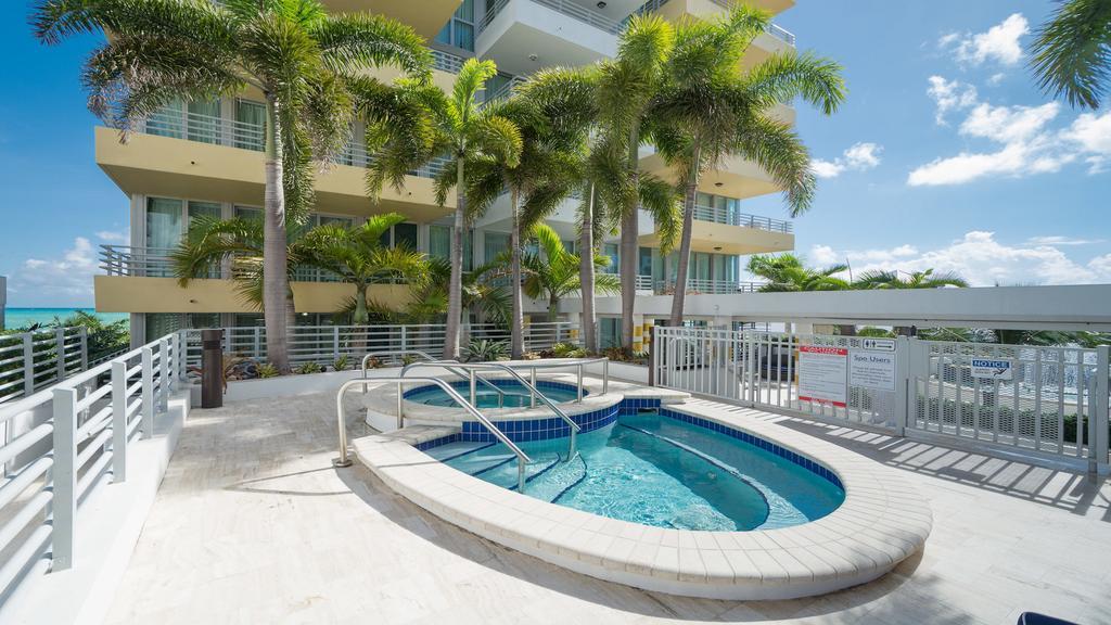 Beachfront Bentley Hotel One Bedroom Suite With Balcony And Beach Access Miami Beach Exterior foto